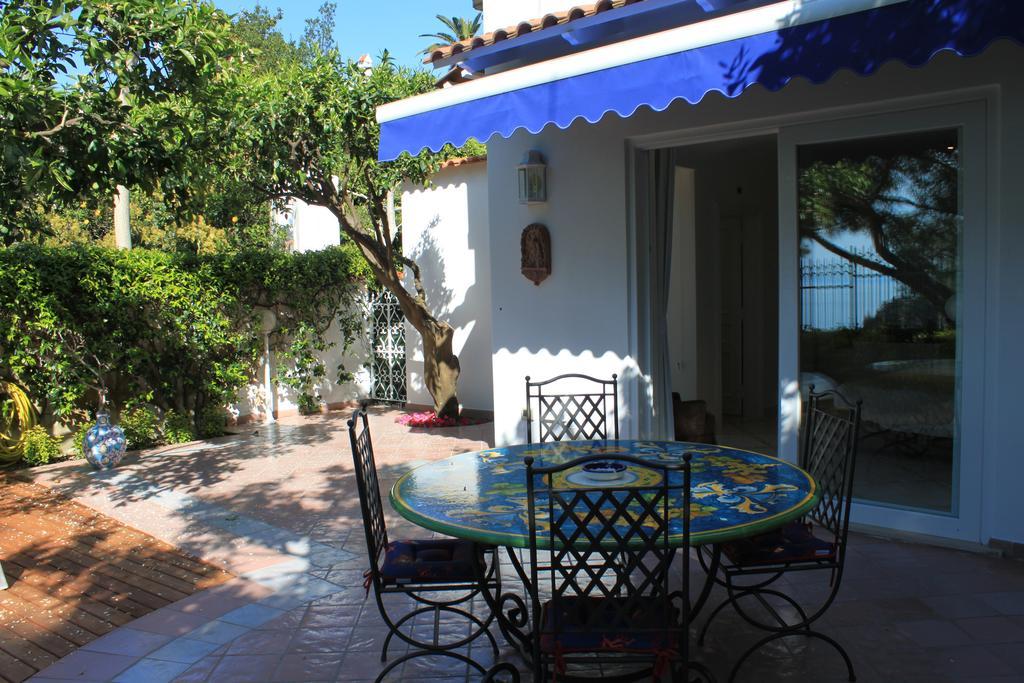 Bed and breakfast Marinella 2*